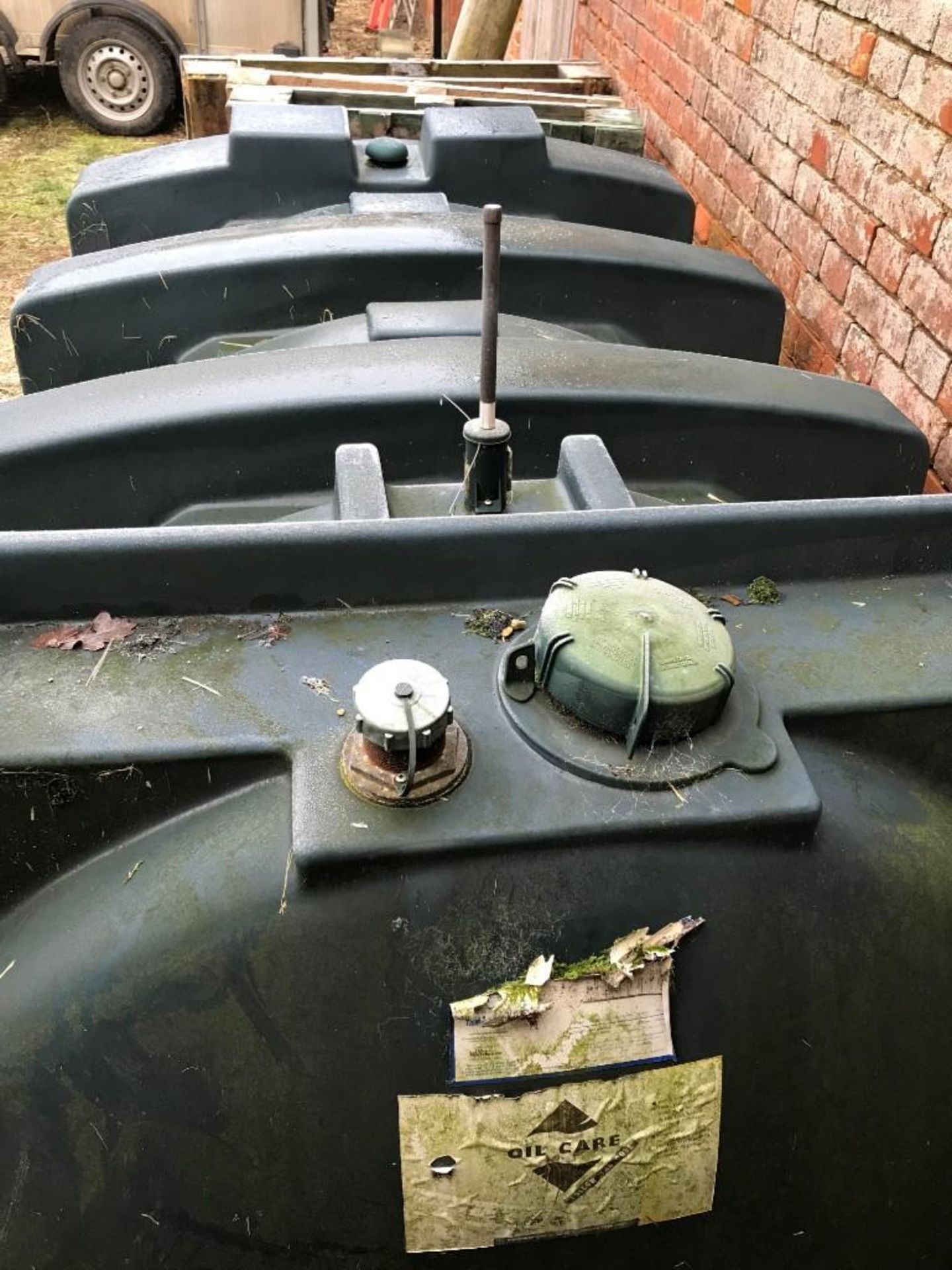 Oil Tank - Image 2 of 2