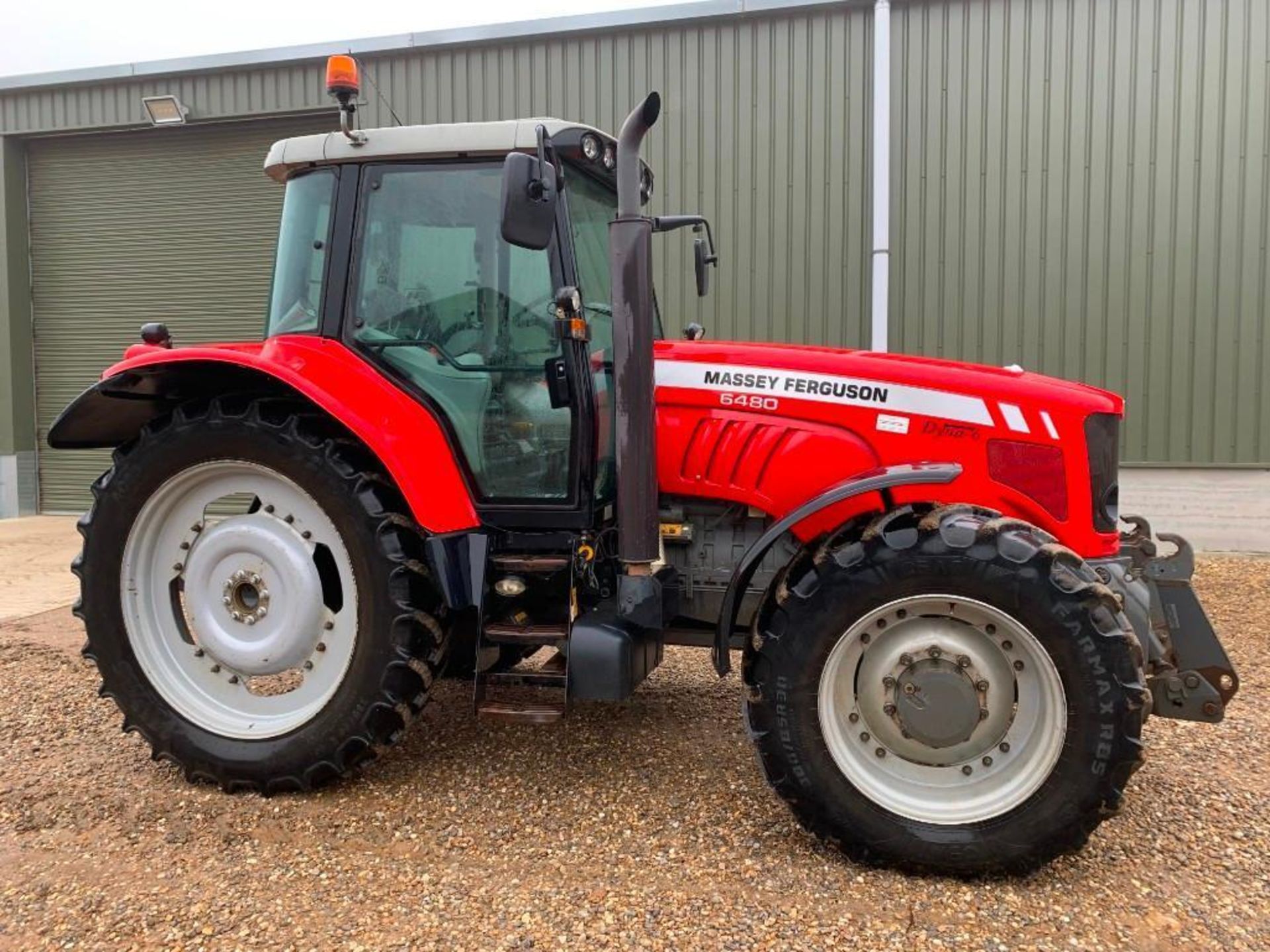 Massey Ferguson 6480 Dyna - 6 2011 - Image 3 of 7