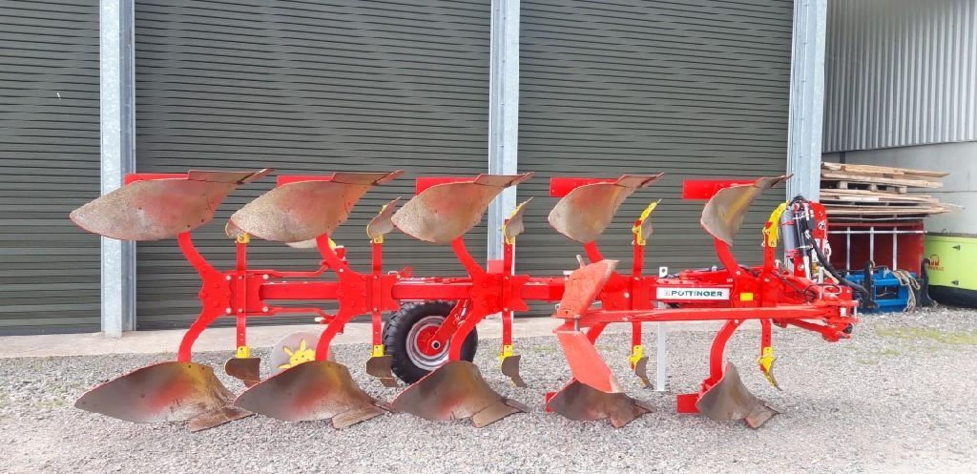 Pottinger Servo 5 Furrow Plough - Image 2 of 8