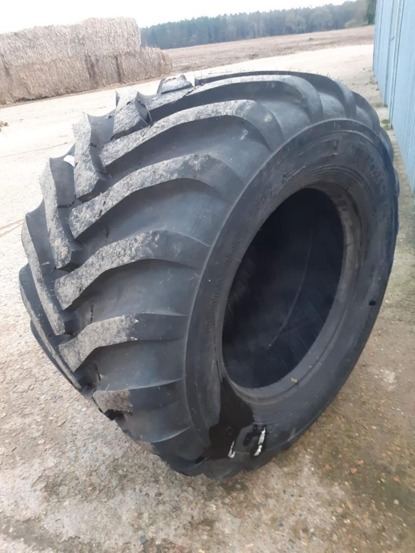 Alliance 700/50-26.50 Tyre (single) - Image 3 of 3