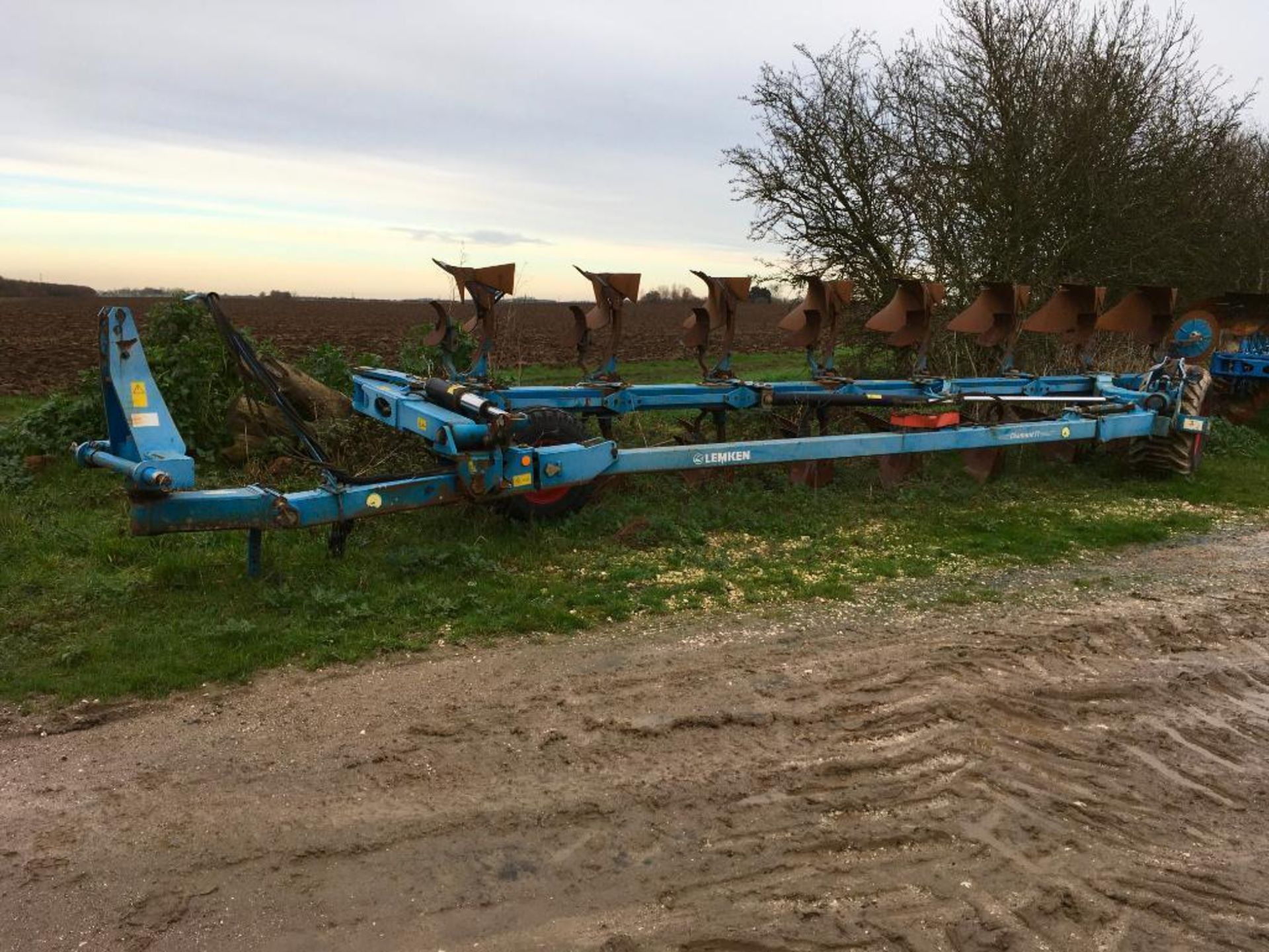 2013 Lemken Diamant 11, 9 furrow reversible plough - Image 3 of 7