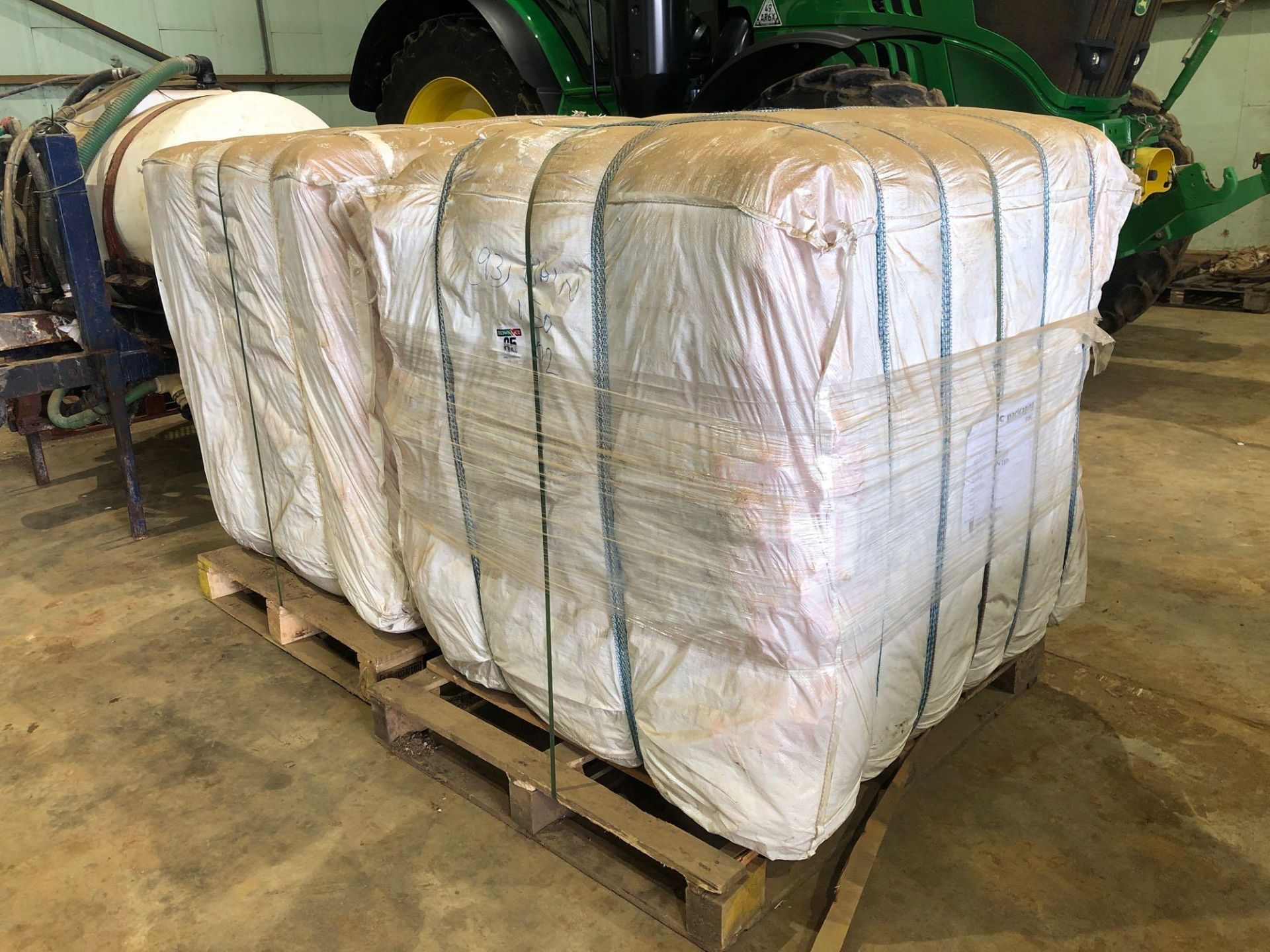 300No. plain jumbo 1.25t potato bags - Image 2 of 3