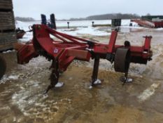 1995 Spaldings 5 leg flat lift with rear packer and depth wheels, linkage mounted