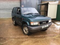 1997 Isuzu Trooper 4wd diesel van, green. SORN. Reg No: P136 VVL. Mileage: 206,302