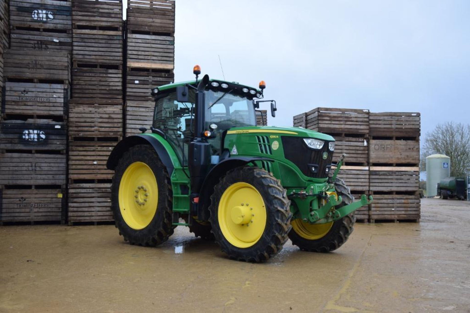 2017 John Deere 6195R 4wd Autopowr 50Kph tractor with front TLS suspension, cab suspension, air brak - Image 12 of 32