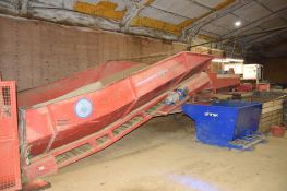 1988 Tong TRP Rollastar grading line with Tong intake hopper with 6ft belt, 4 man picking table and