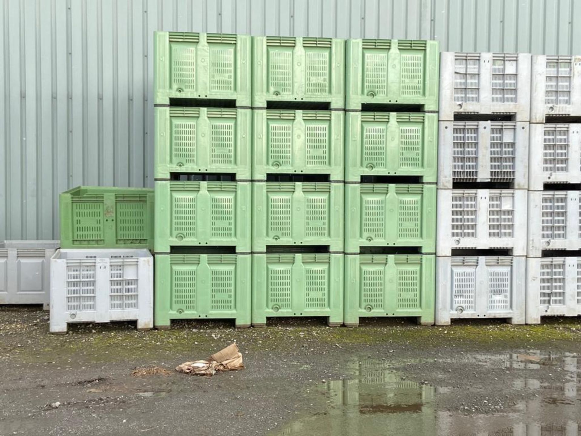 10No Dolavs pallet boxes 1m x 1.2m x 0.77m high Please note that this lot is situated at Catherine's