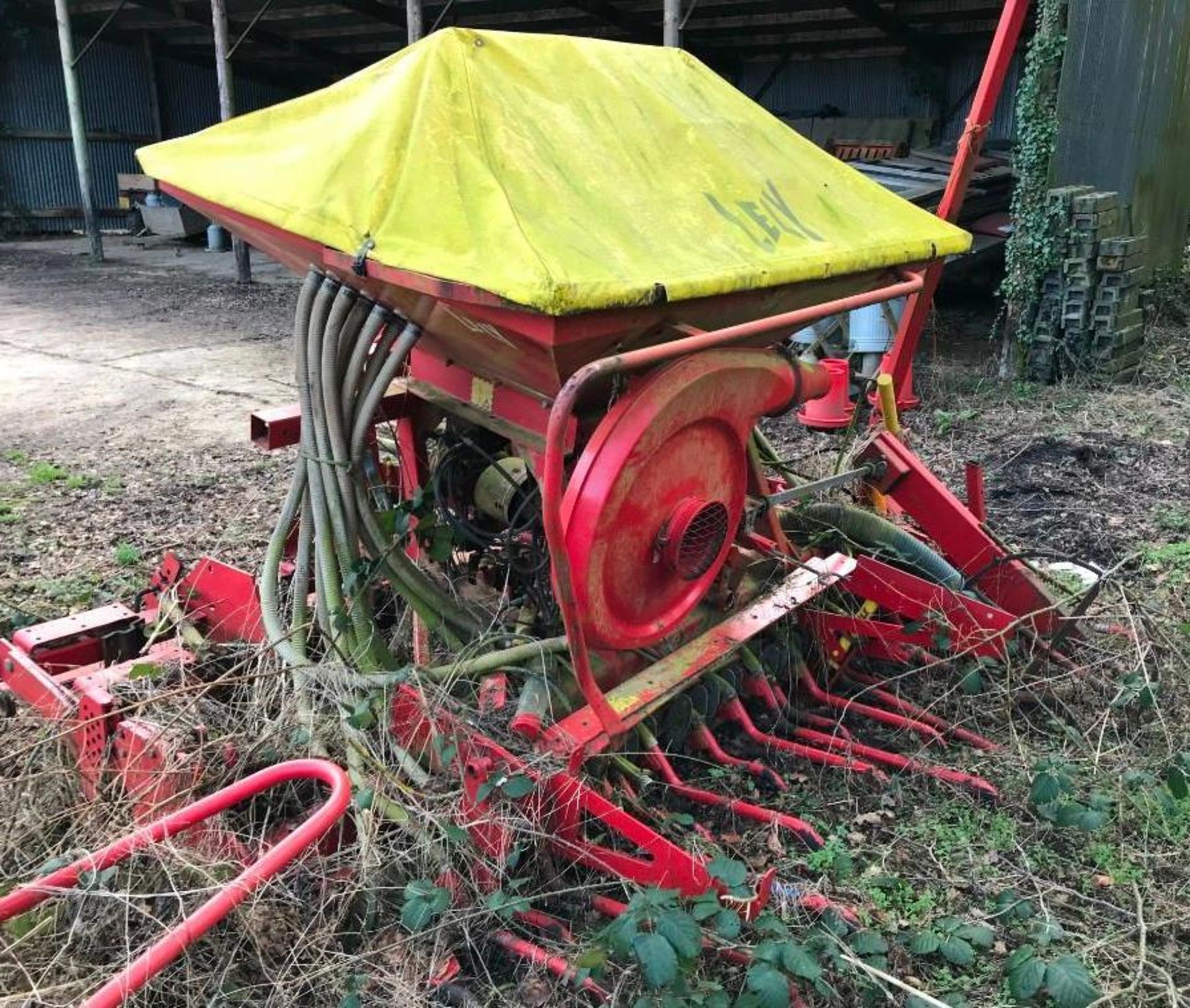 Lely Polymat Piggy Back Drill on Tined Cultibar - For Spares - Image 4 of 4