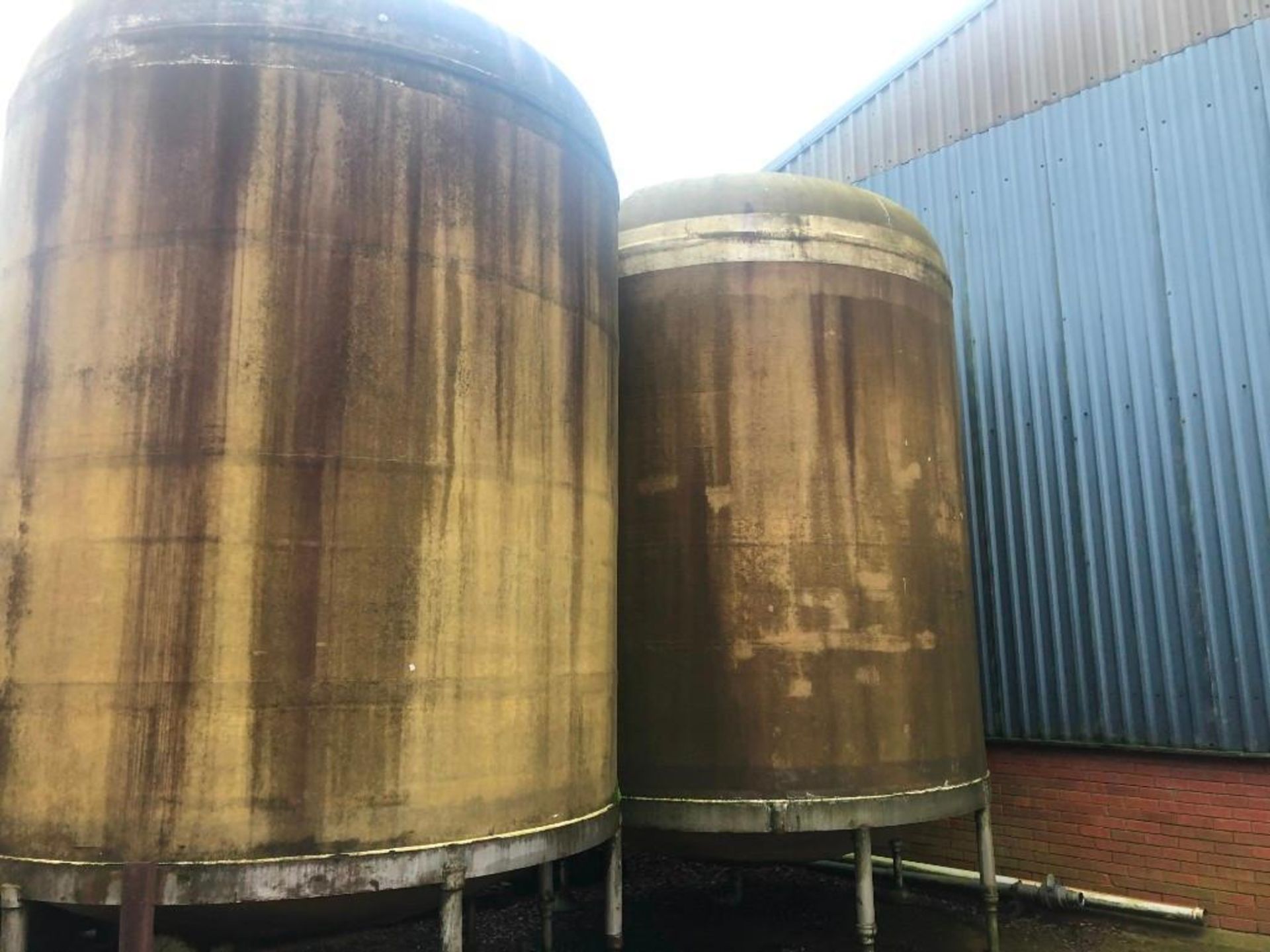 2 x Fertiliser Tanks - Image 2 of 5