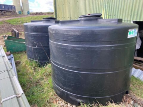 2 x Titan Water Tanks