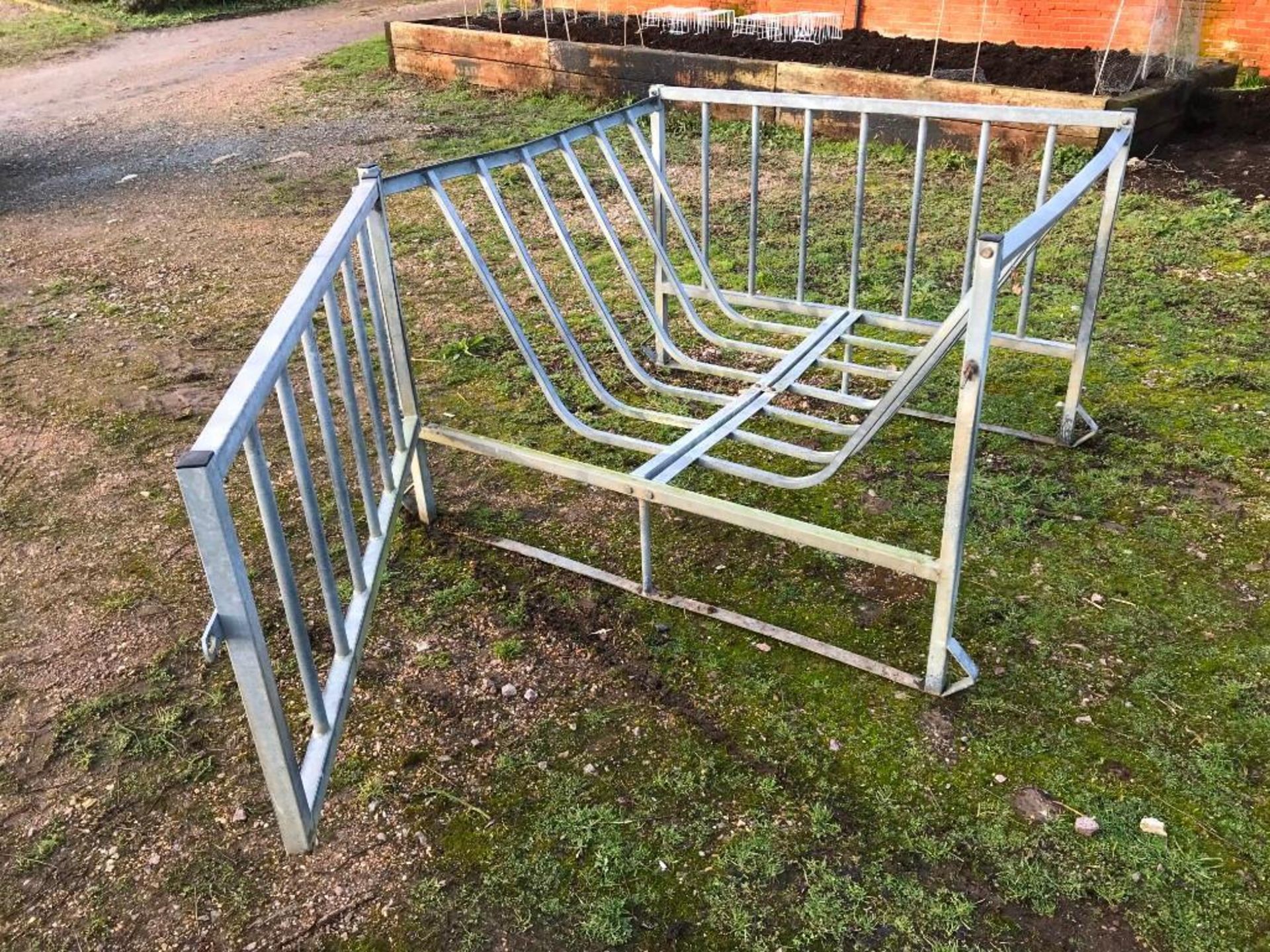 Sheep Round Bale Cradle Feeder - Image 5 of 5