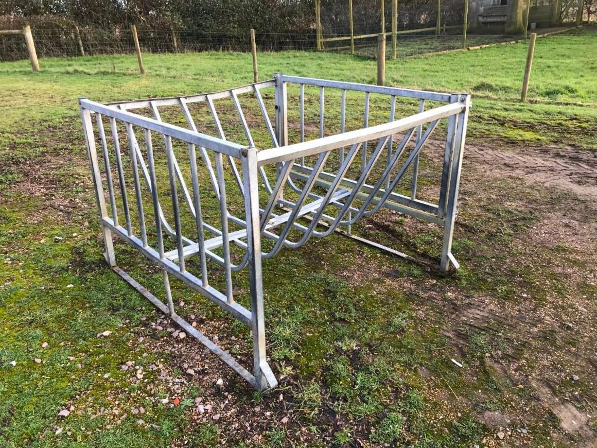 Sheep Round Bale Cradle Feeder