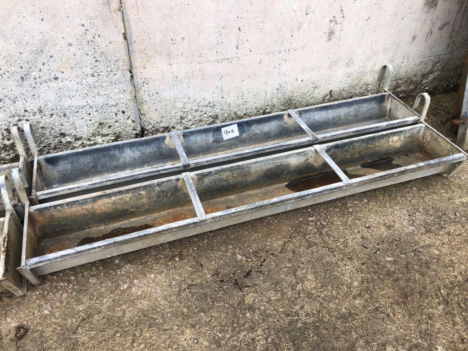 2No 6ft hook on feed troughs