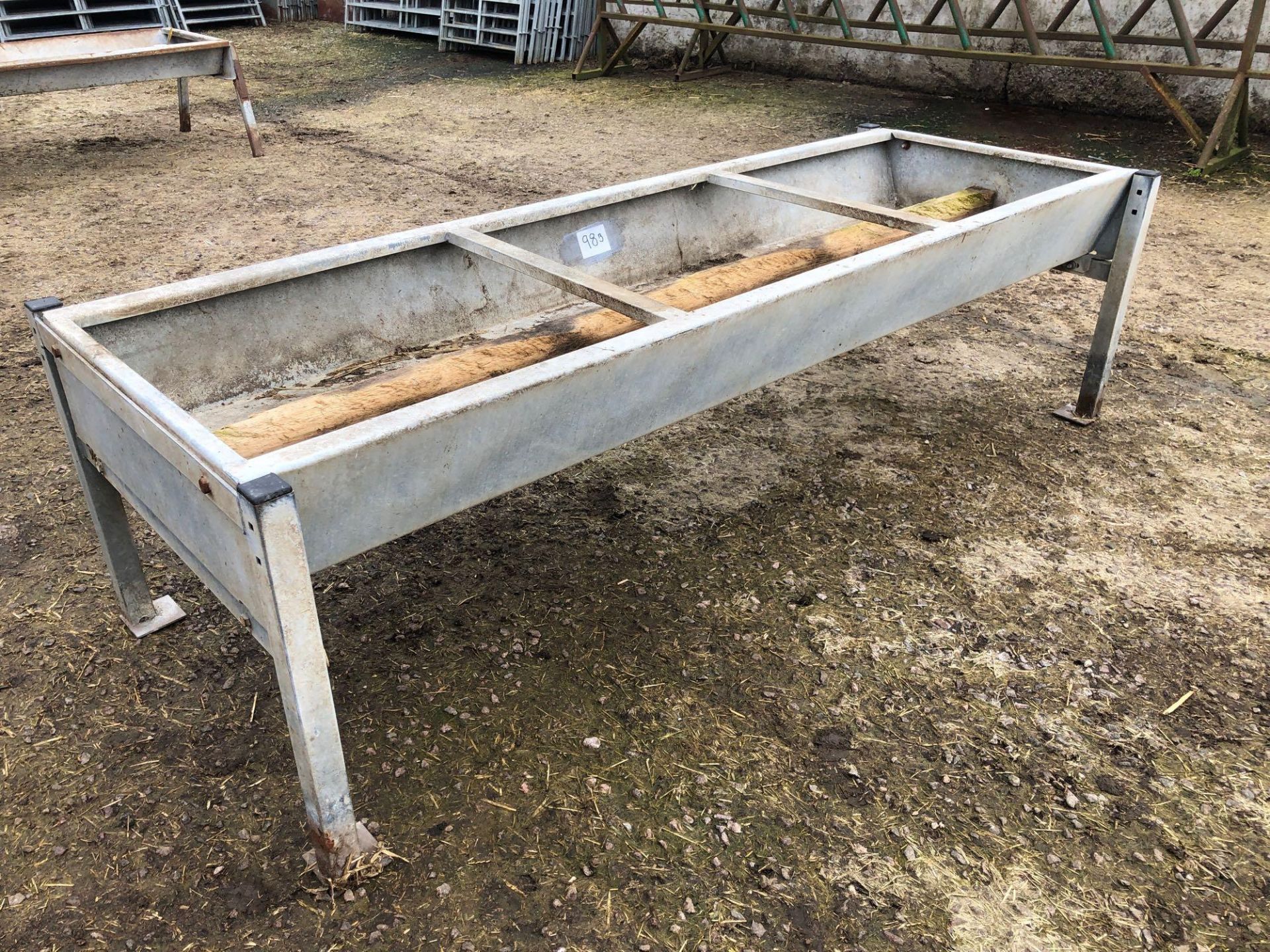 8ft free standing galvanised feed trough - Image 2 of 2