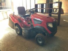 Mountfield 1636H ride on lawn mower, hydrostatic, 42in deck, petrol. NB requires new battery