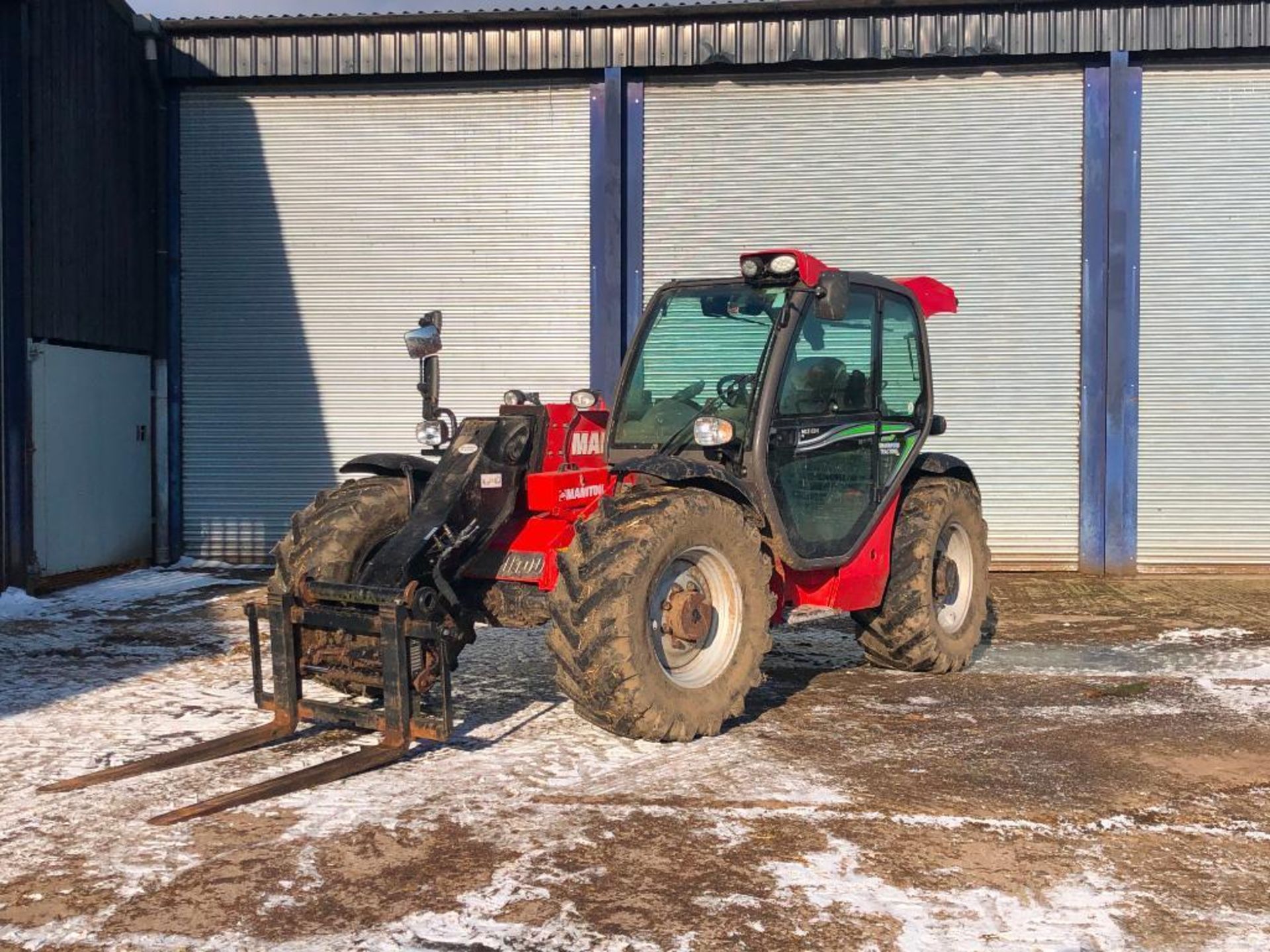 2017 Manitou MLT634 PS 120 materials handler with pallet tines on 460/70R24 wheels and tyres. Air-co - Image 13 of 25