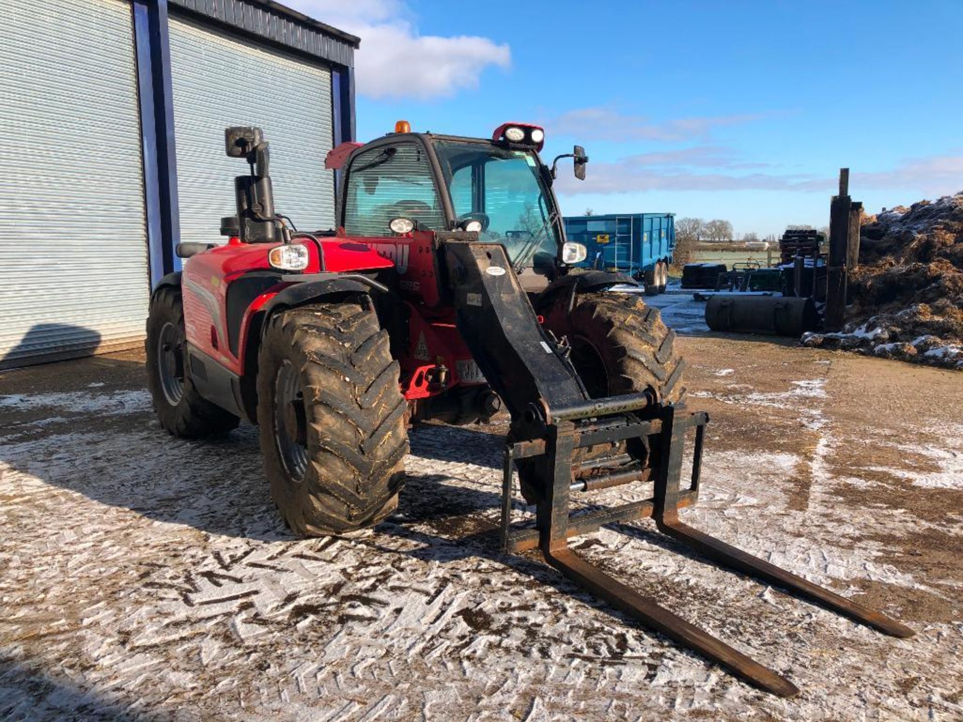 2017 Manitou MLT634 PS 120 materials handler with pallet tines on 460/70R24 wheels and tyres. Air-co - Image 10 of 25