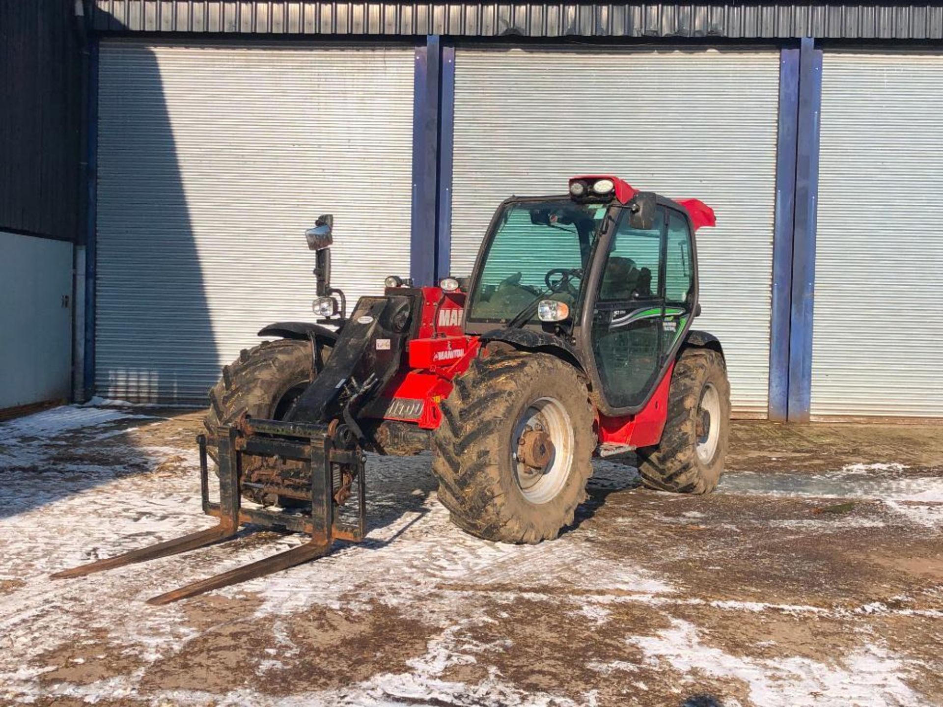 2017 Manitou MLT634 PS 120 materials handler with pallet tines on 460/70R24 wheels and tyres. Air-co - Image 14 of 25