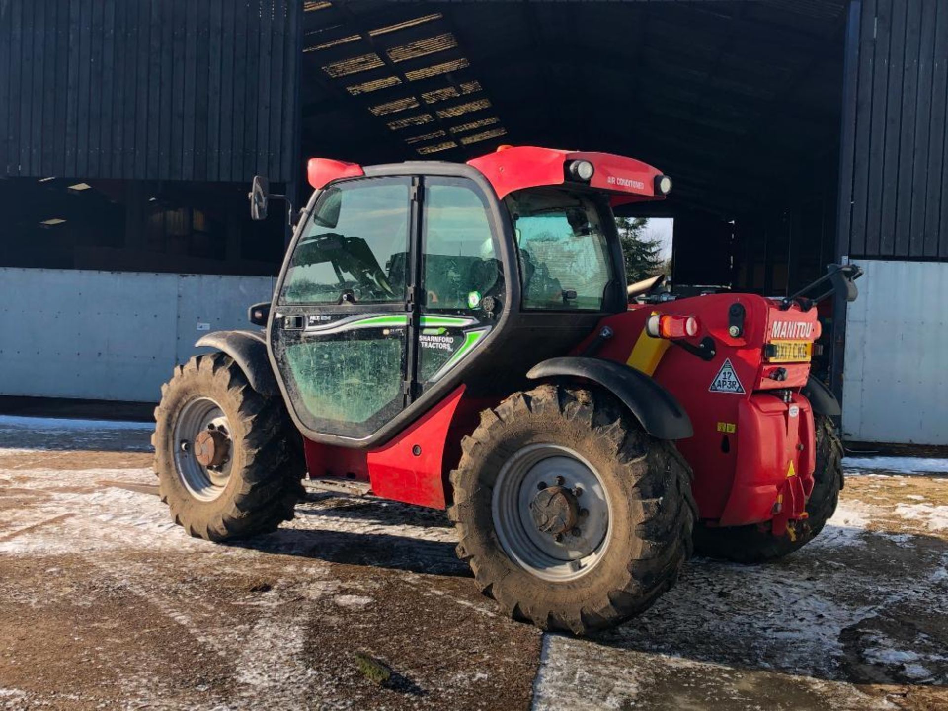 2017 Manitou MLT634 PS 120 materials handler with pallet tines on 460/70R24 wheels and tyres. Air-co - Image 7 of 25