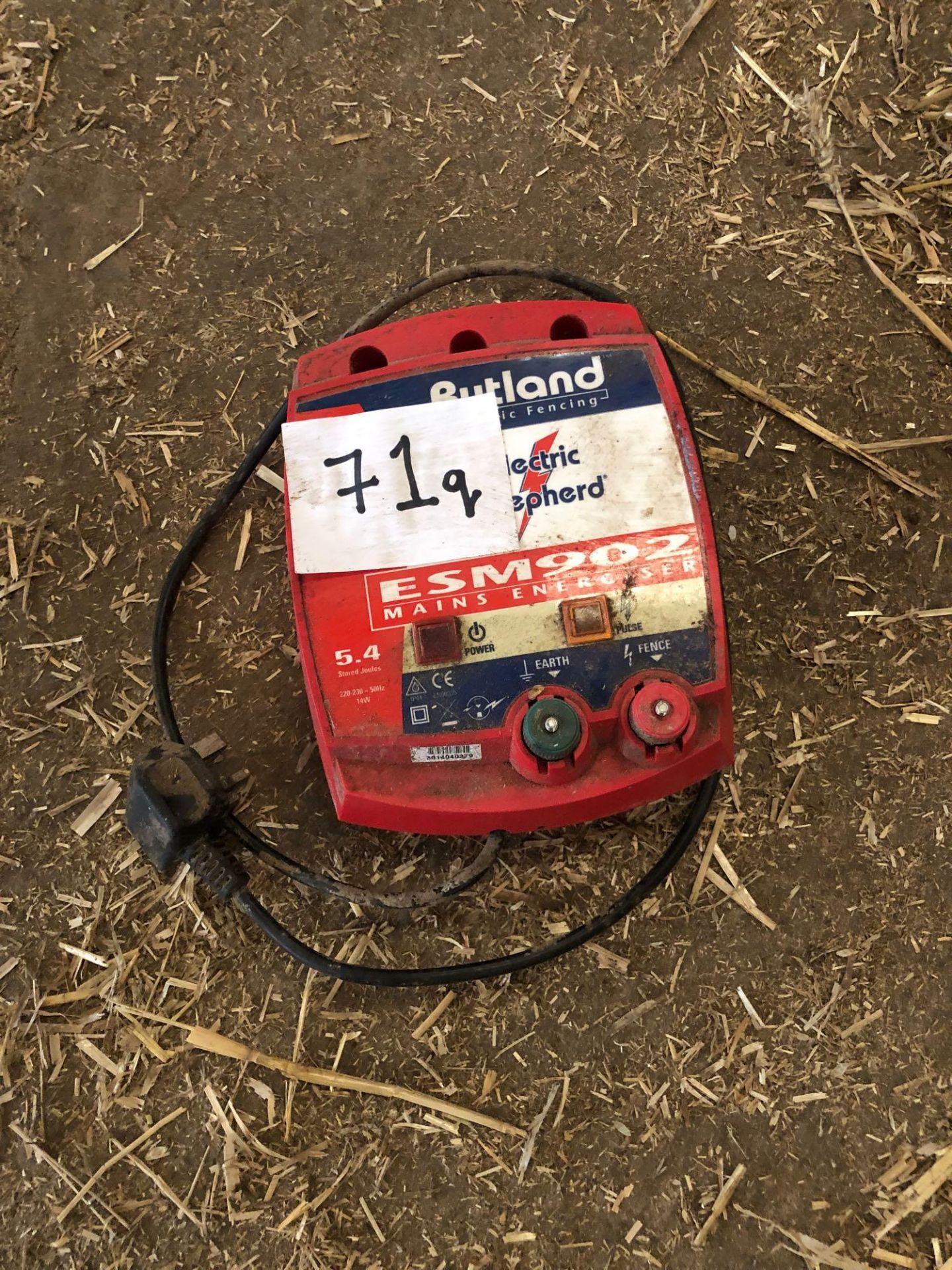 Rutland electric shepherd ESM 902 fencer unit