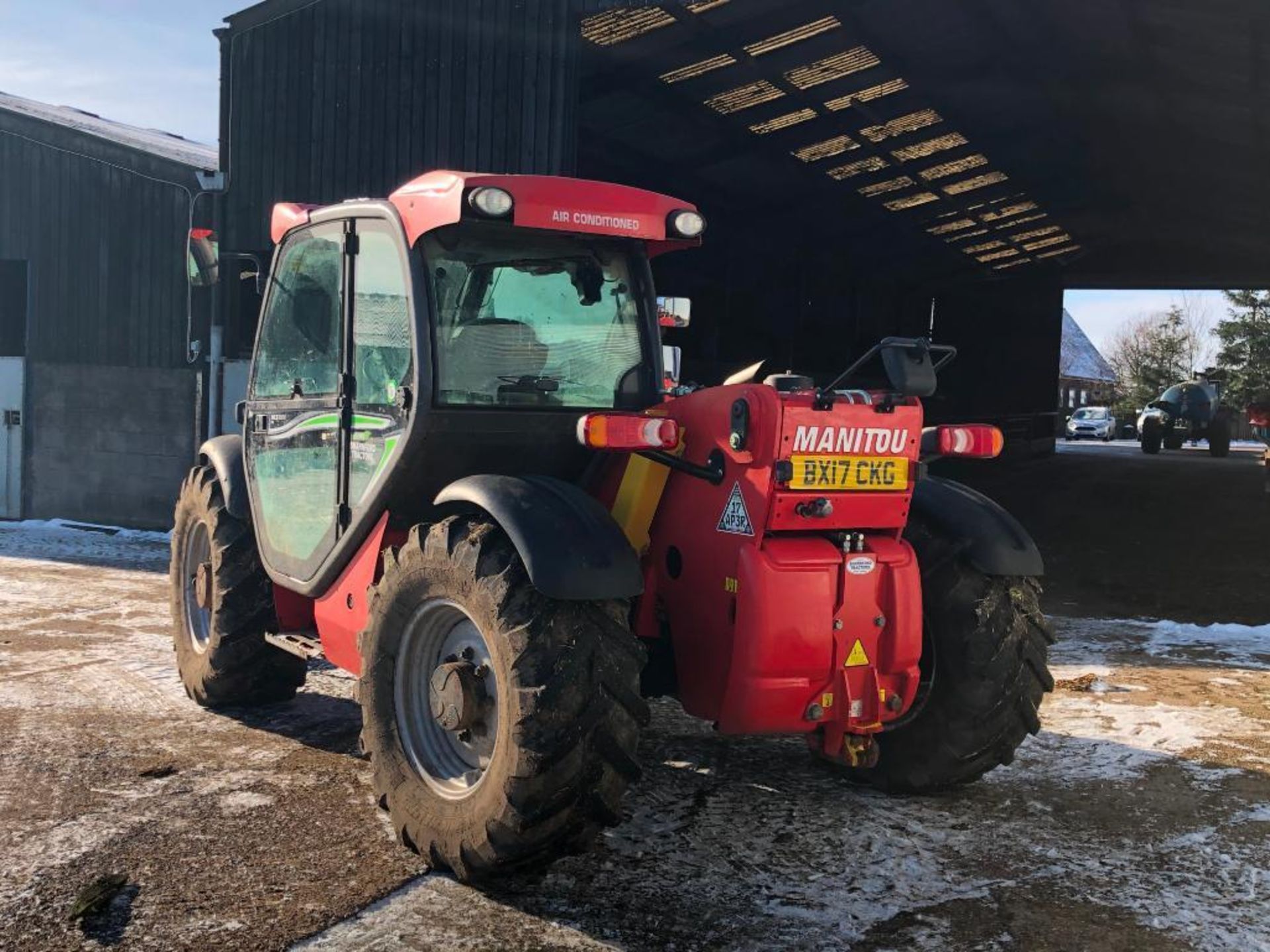 2017 Manitou MLT634 PS 120 materials handler with pallet tines on 460/70R24 wheels and tyres. Air-co - Image 8 of 25