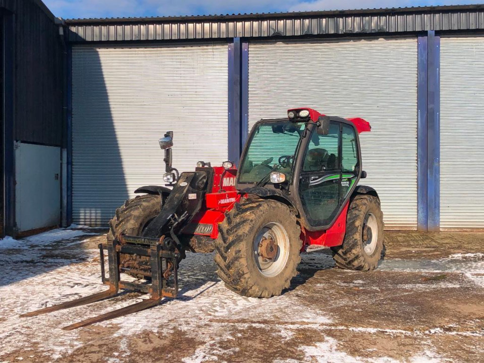 2017 Manitou MLT634 PS 120 materials handler with pallet tines on 460/70R24 wheels and tyres. Air-co - Image 4 of 25