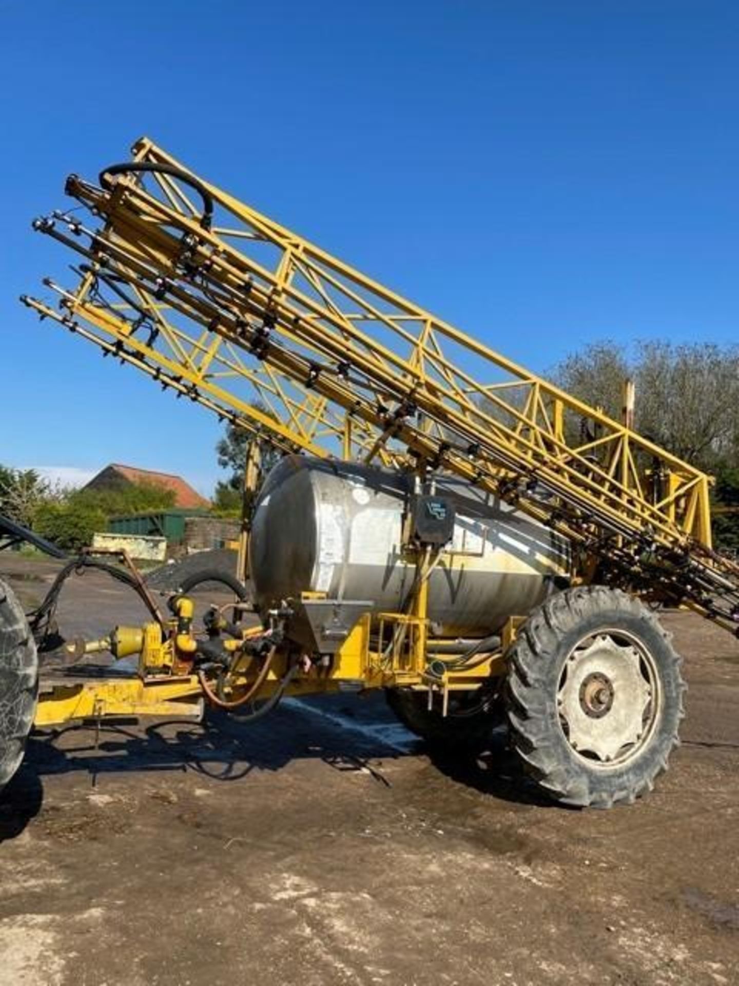 Chafer 3000 litre, 24 metre