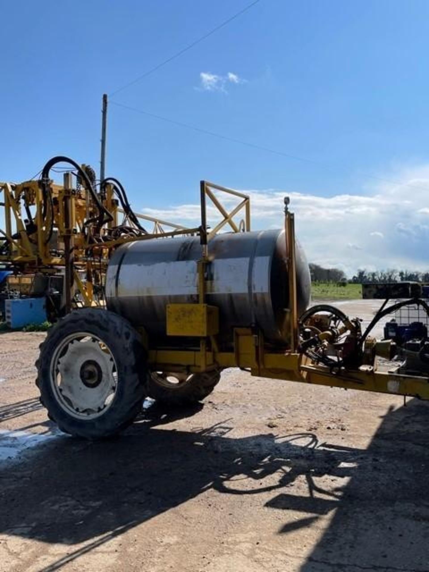 Chafer 3000 litre, 24 metre - Image 3 of 10