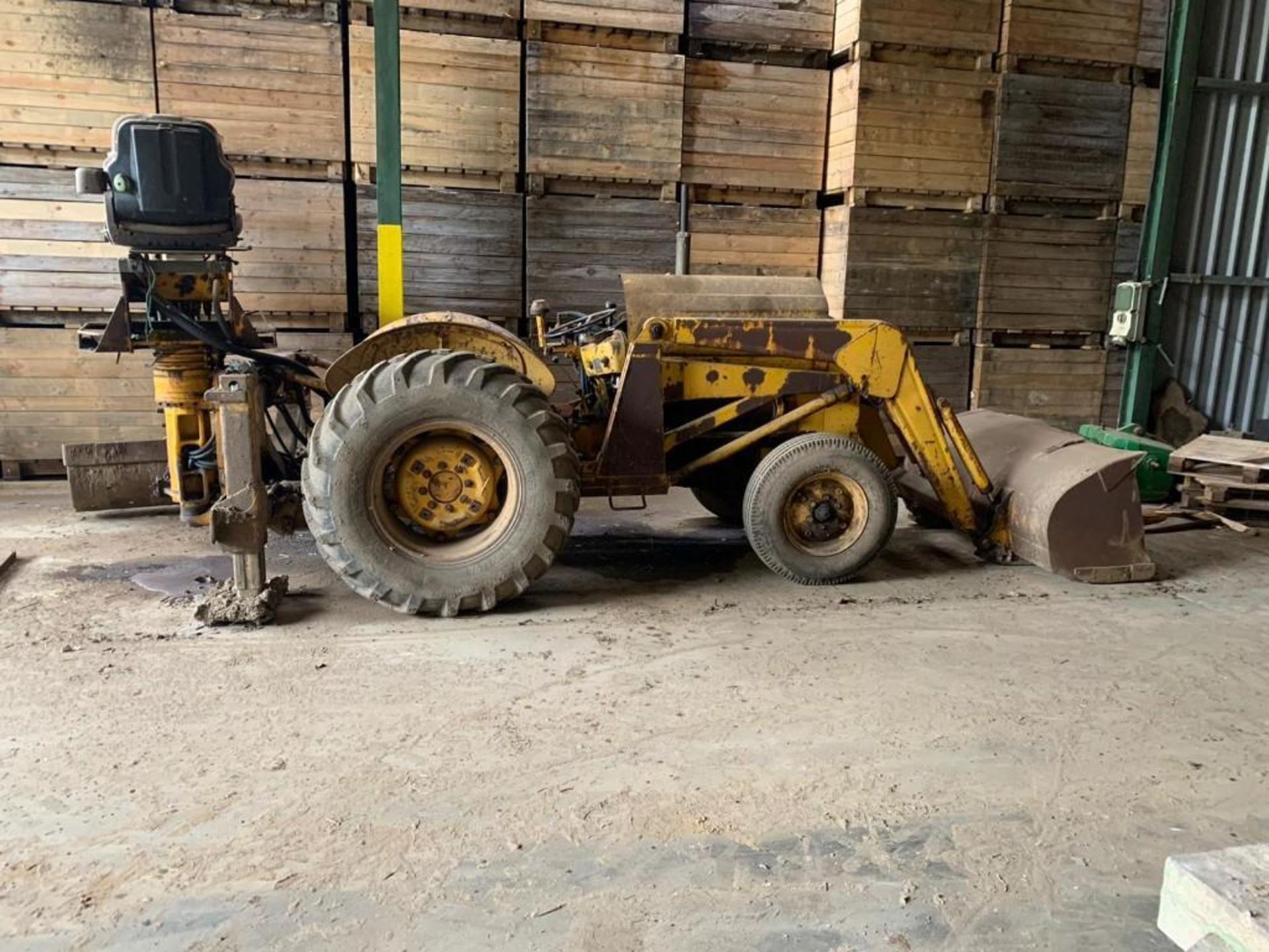 Massey Ferguson 203 Industrial - Image 2 of 21