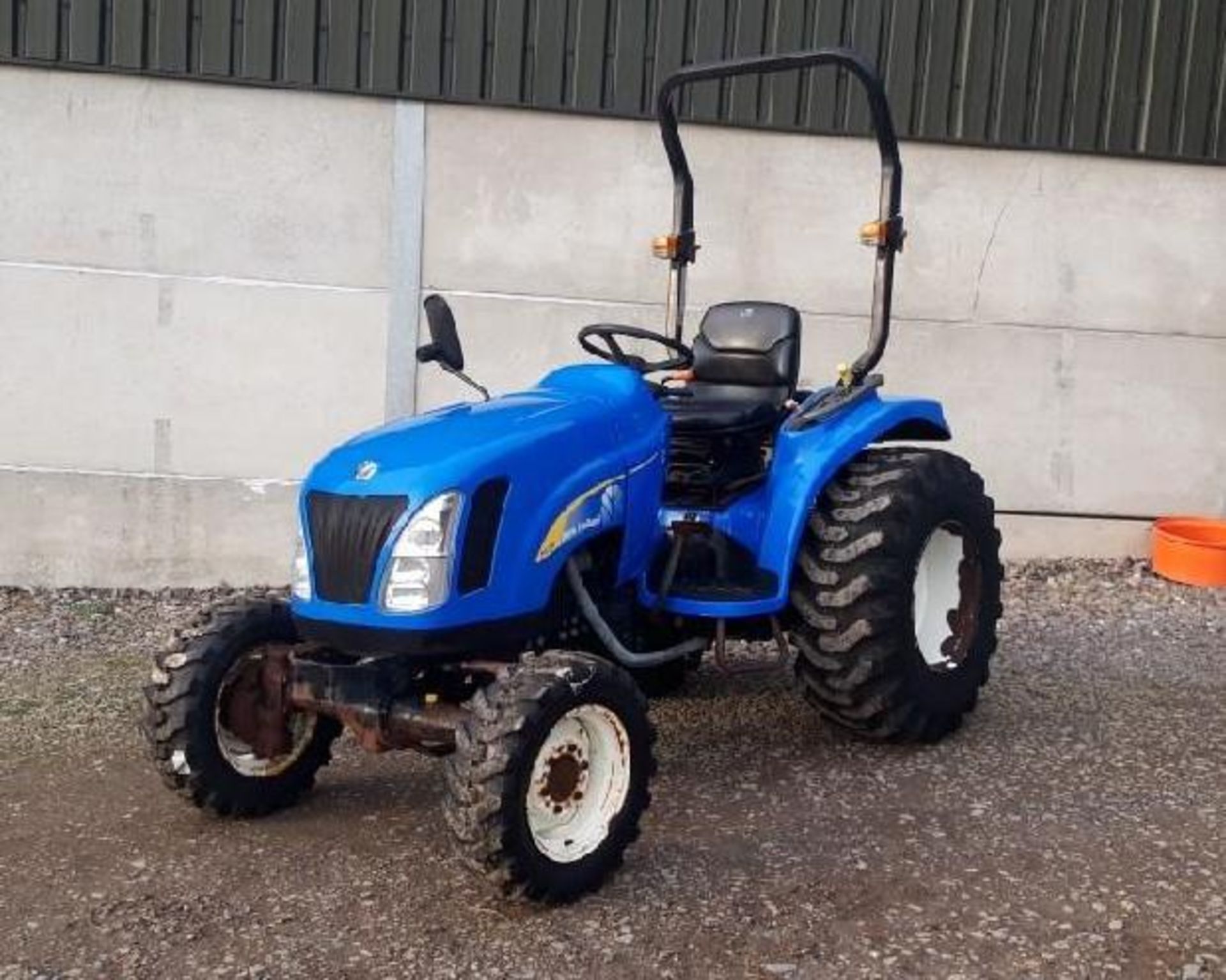 New Holland TC 27DA