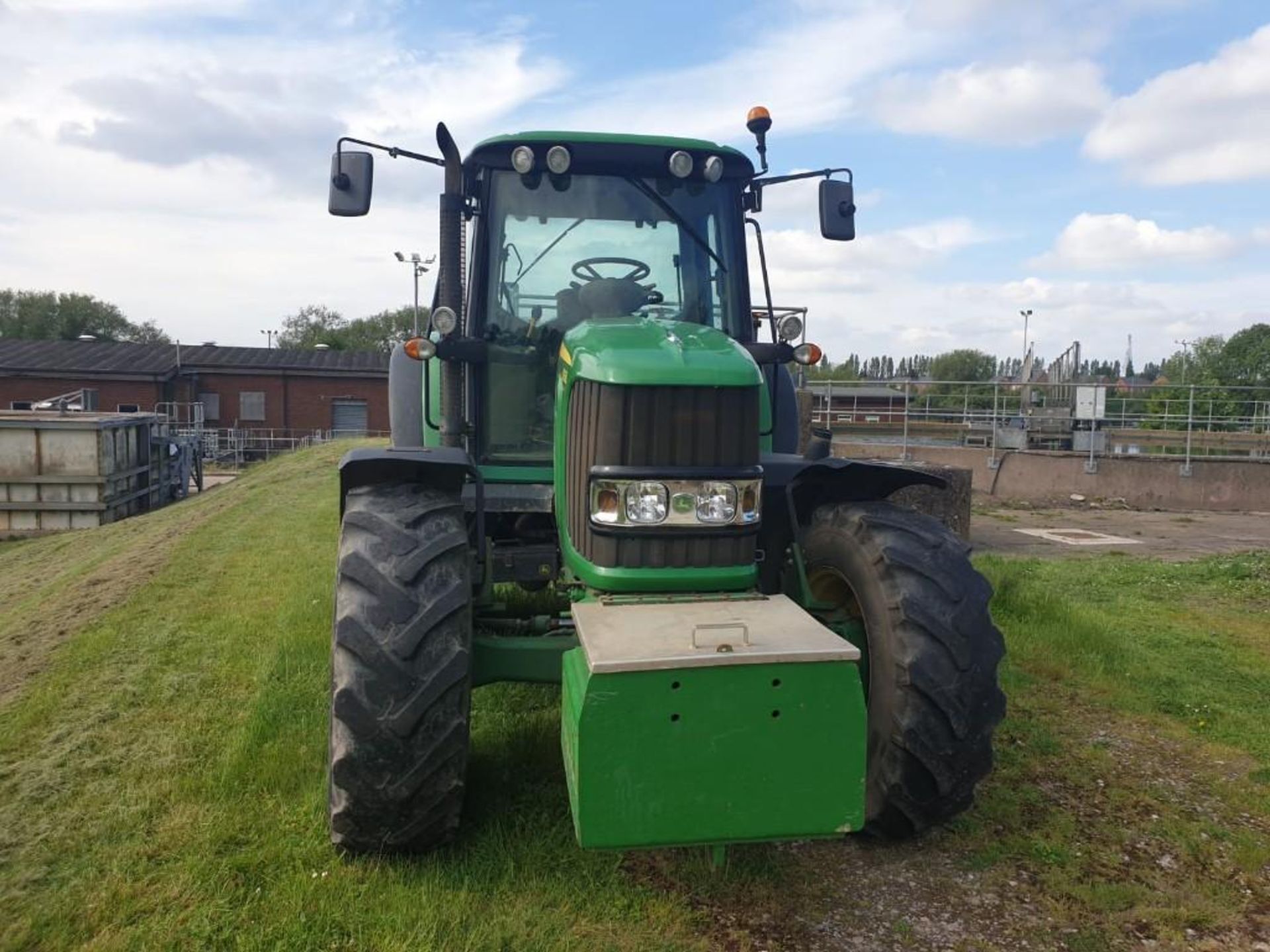 John Deere 6930 - Image 6 of 6