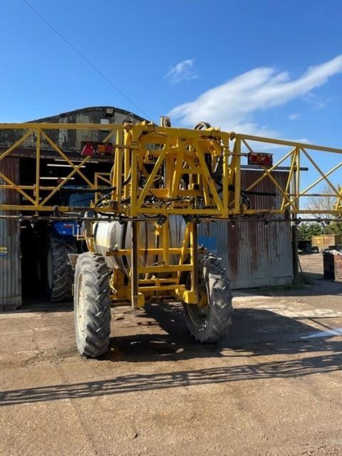 Chafer 3000 litre, 24 metre - Image 4 of 10