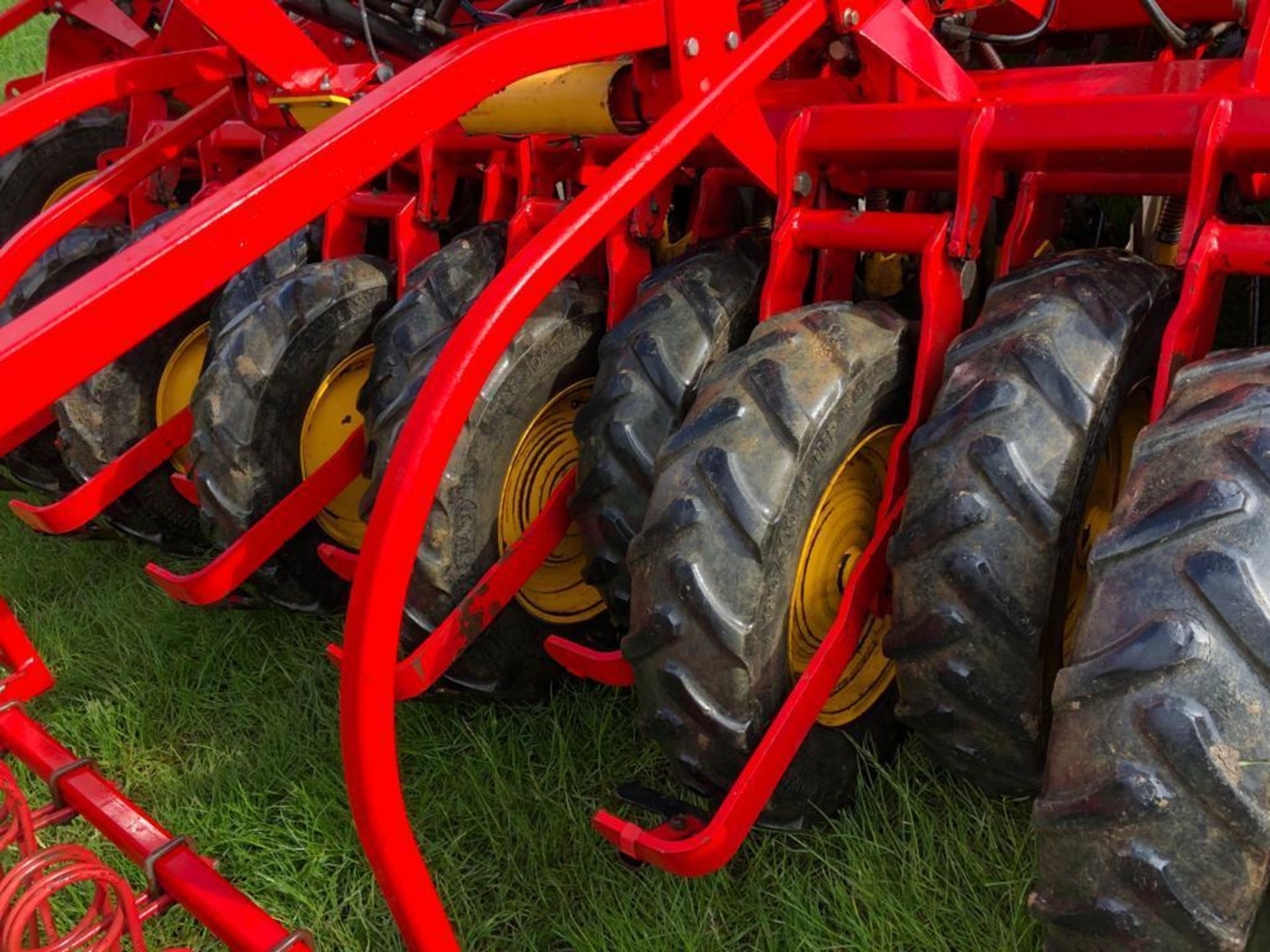 Vaderstad Rapid 400S - Image 4 of 15