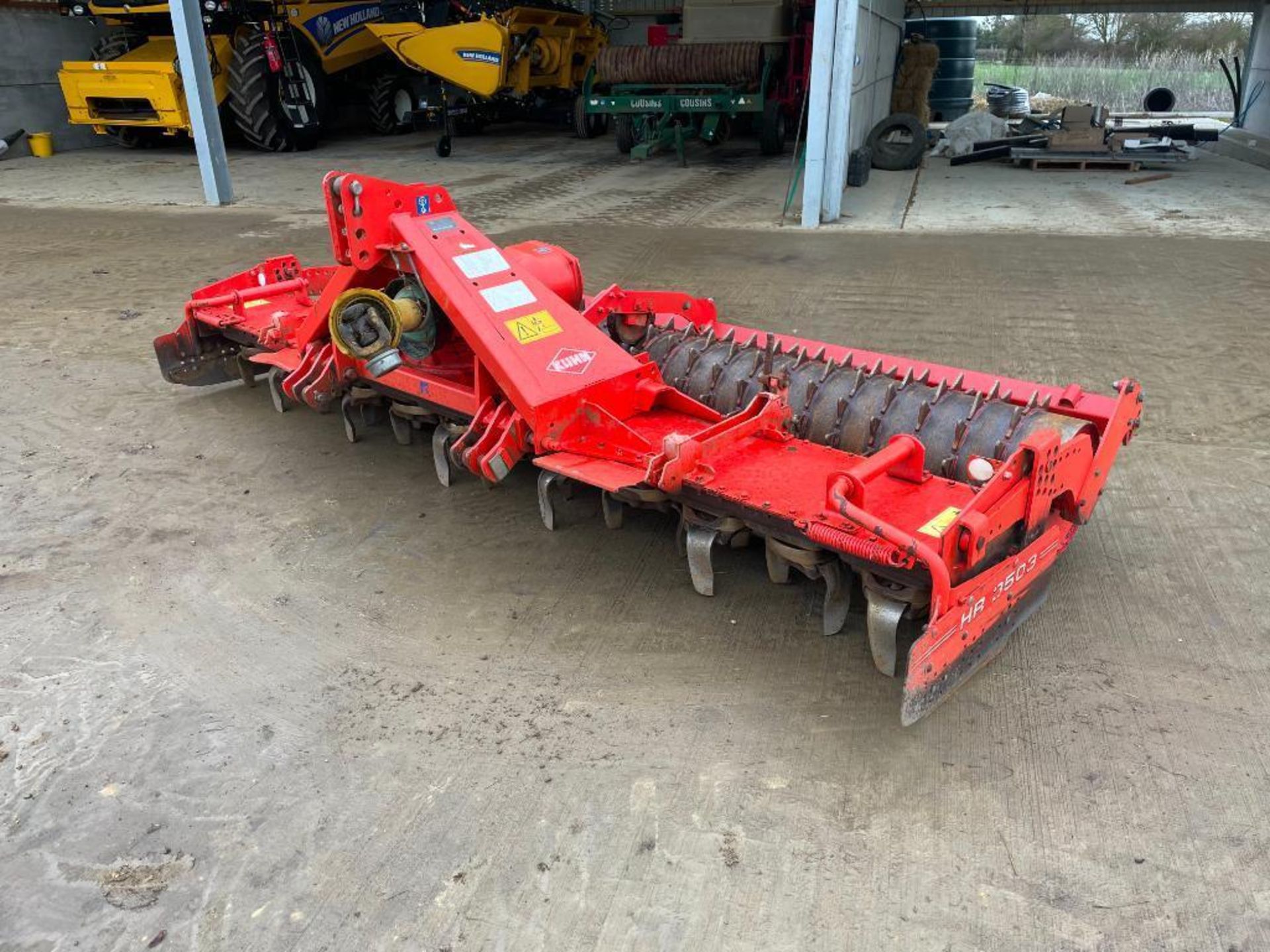 2007 Kuhn HR3503D 3.5m power harrow with rear packer roller. Serial No: E0441. ​​​​​​​N.B. Instructi - Image 2 of 12