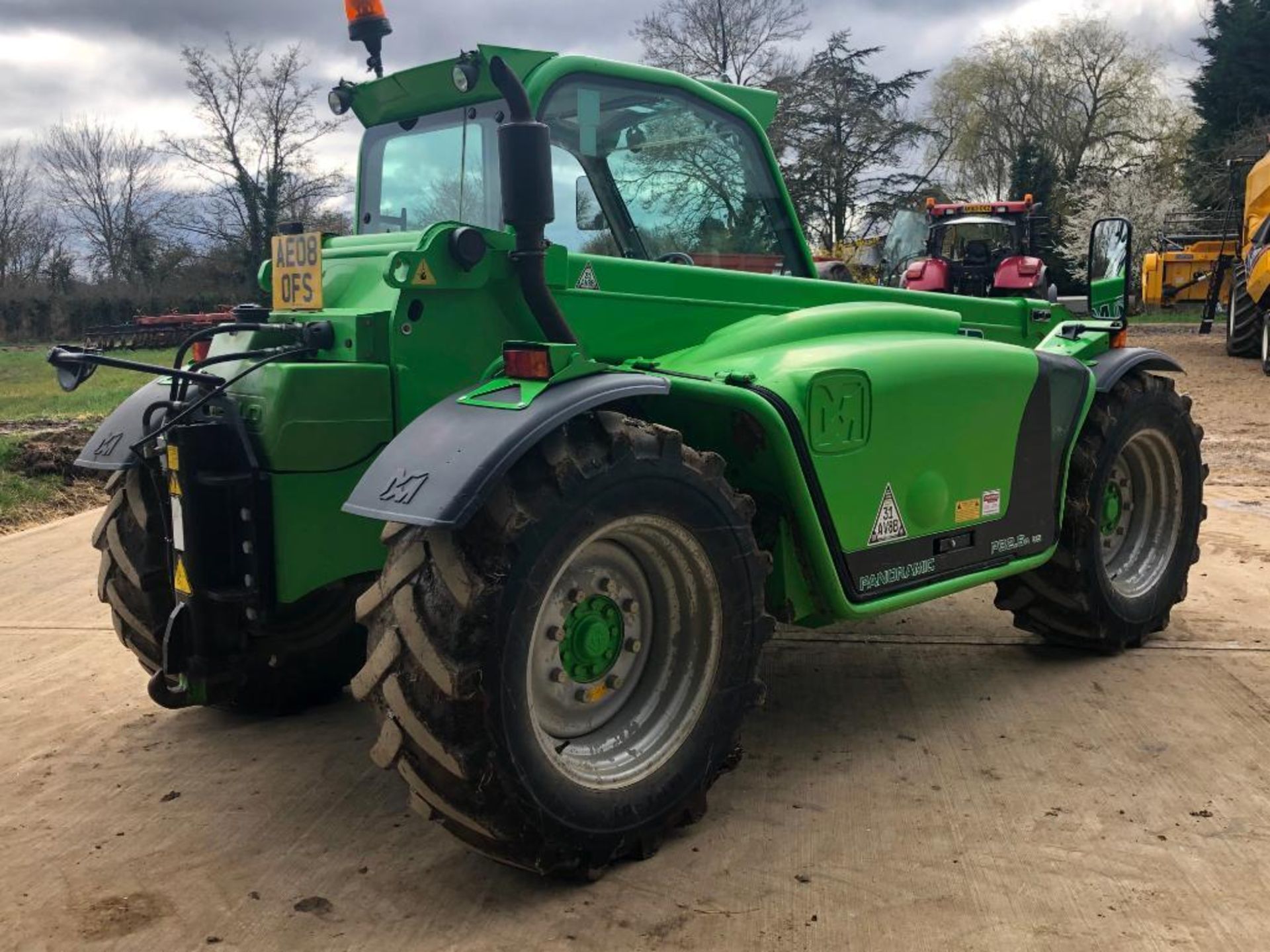 2008 Merlo Panoramic P32.6 Plus telescopic loader with pallet tines and pickup hitch on 405/70-24 wh - Image 5 of 19