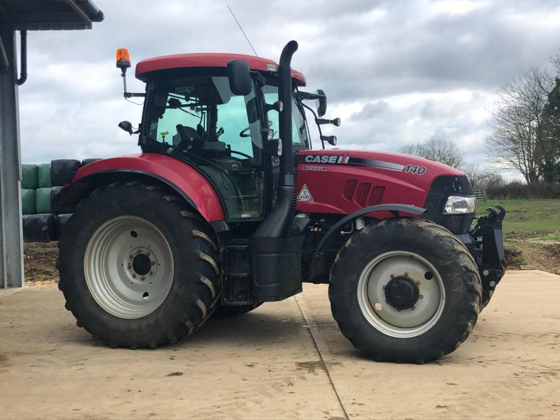 2013 Case Maxxum 140 50kph 4wd Powershift tractor with multicontroller joystick, front linkage, cab - Image 8 of 40