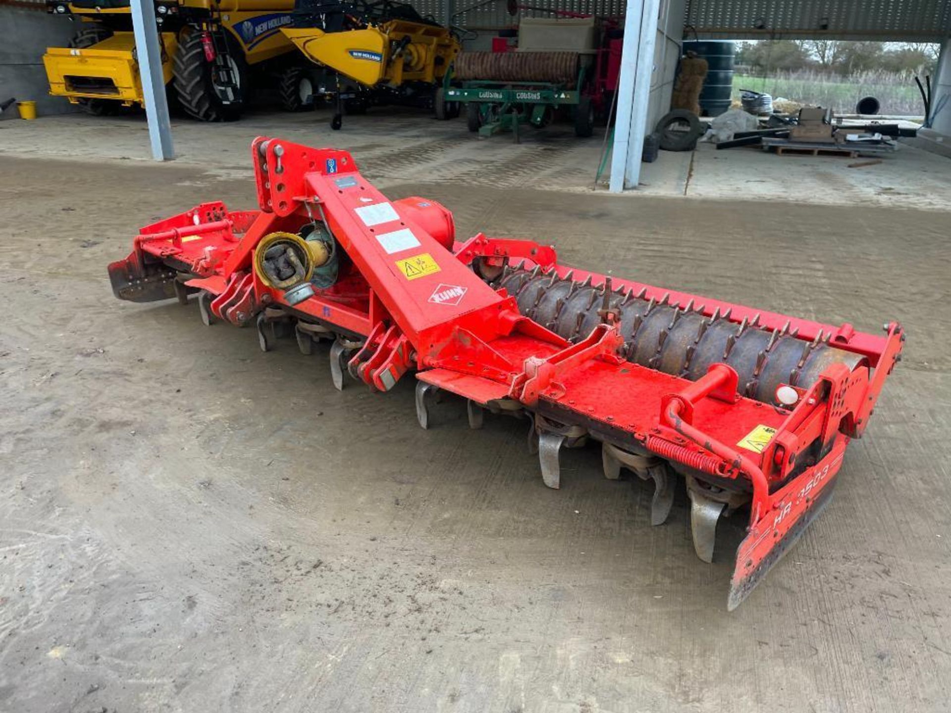 2007 Kuhn HR3503D 3.5m power harrow with rear packer roller. Serial No: E0441. ​​​​​​​N.B. Instructi - Image 4 of 12