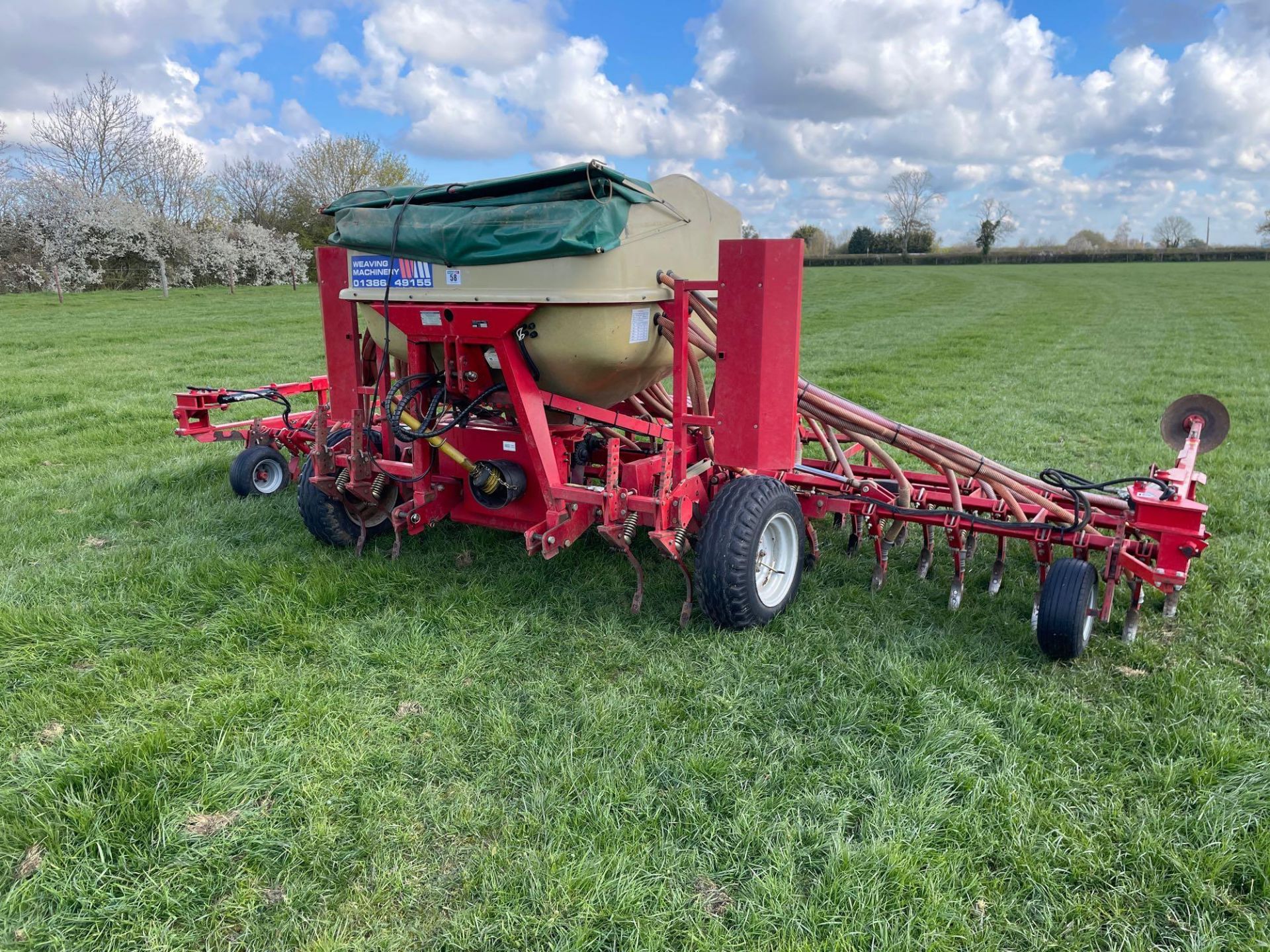 2006 Weaving 1SE6Mts 6m hydraulic folding tine drill with heavy duty springs reworked by Weaving in