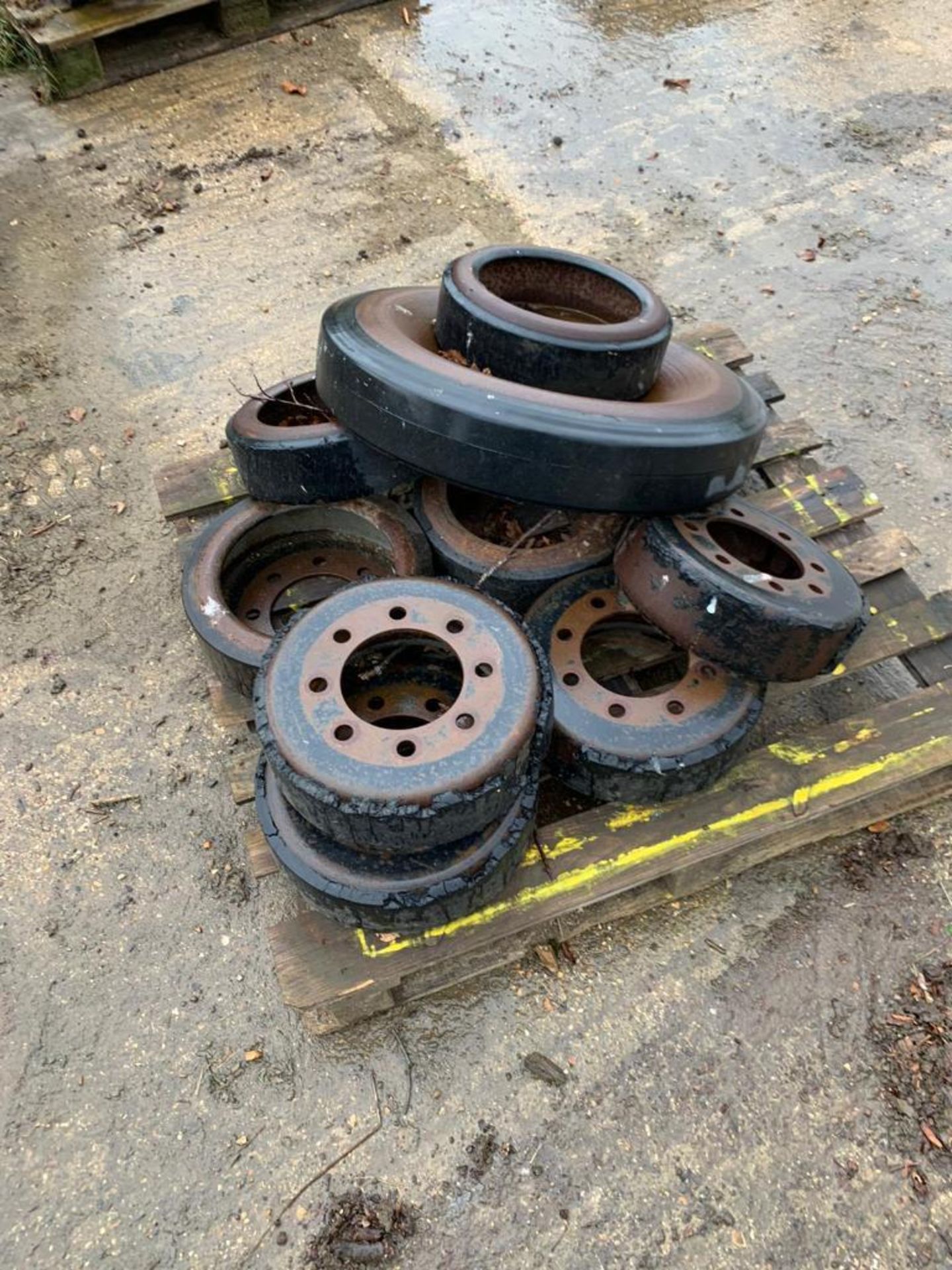 John Deere wheel idlers from John Deere 8430t. Please Note: this lot is located at Crown Farm, Great