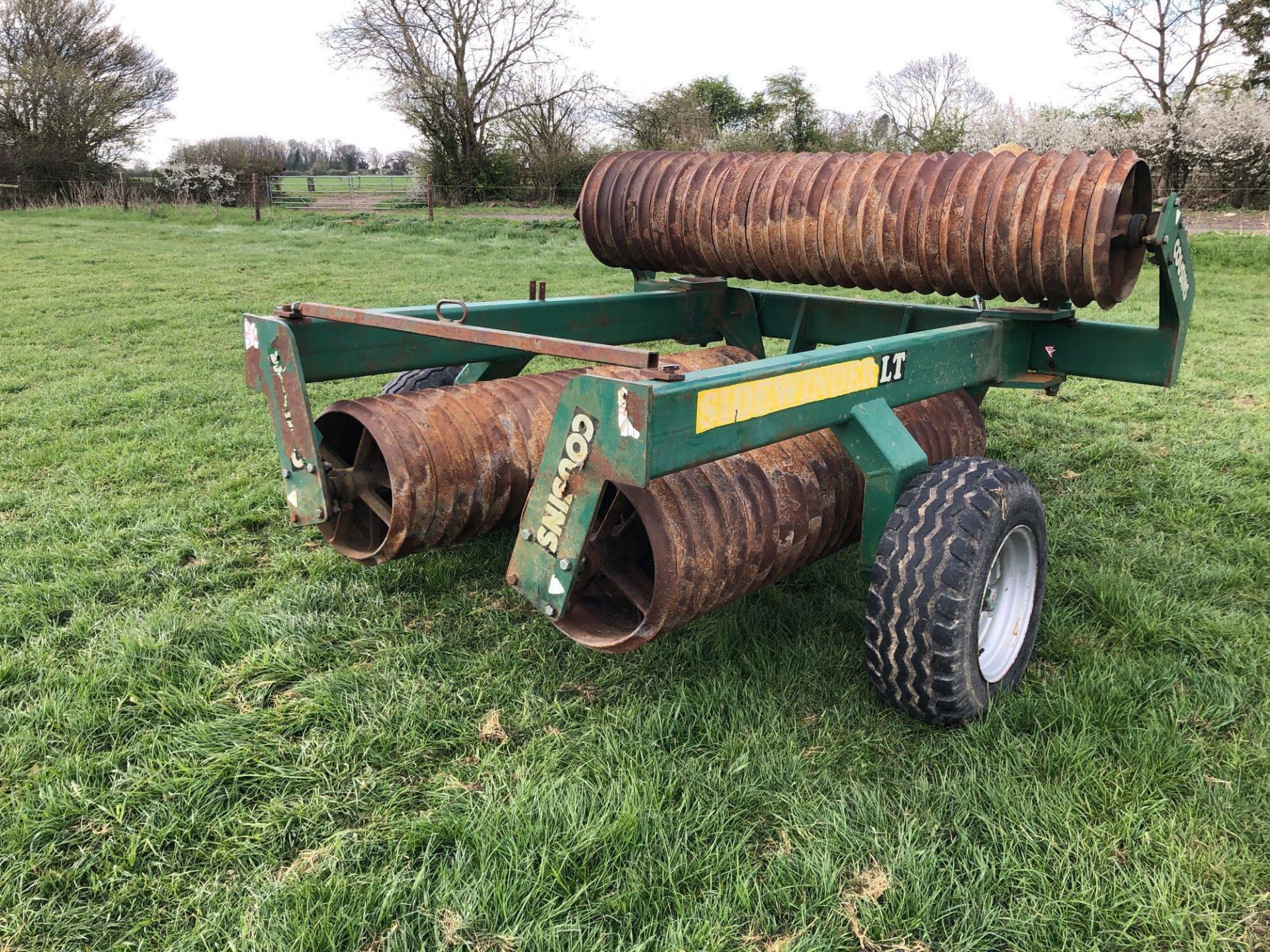 2000 Cousins Sidewinder LT 6.2m horizontal folding cambridge rolls. Serial No: 2000067 - Image 9 of 10