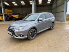 2017 Mitsubishi Outlander PHEV Super all wheel control AWD Automatic commercial SUV with alloy wheel