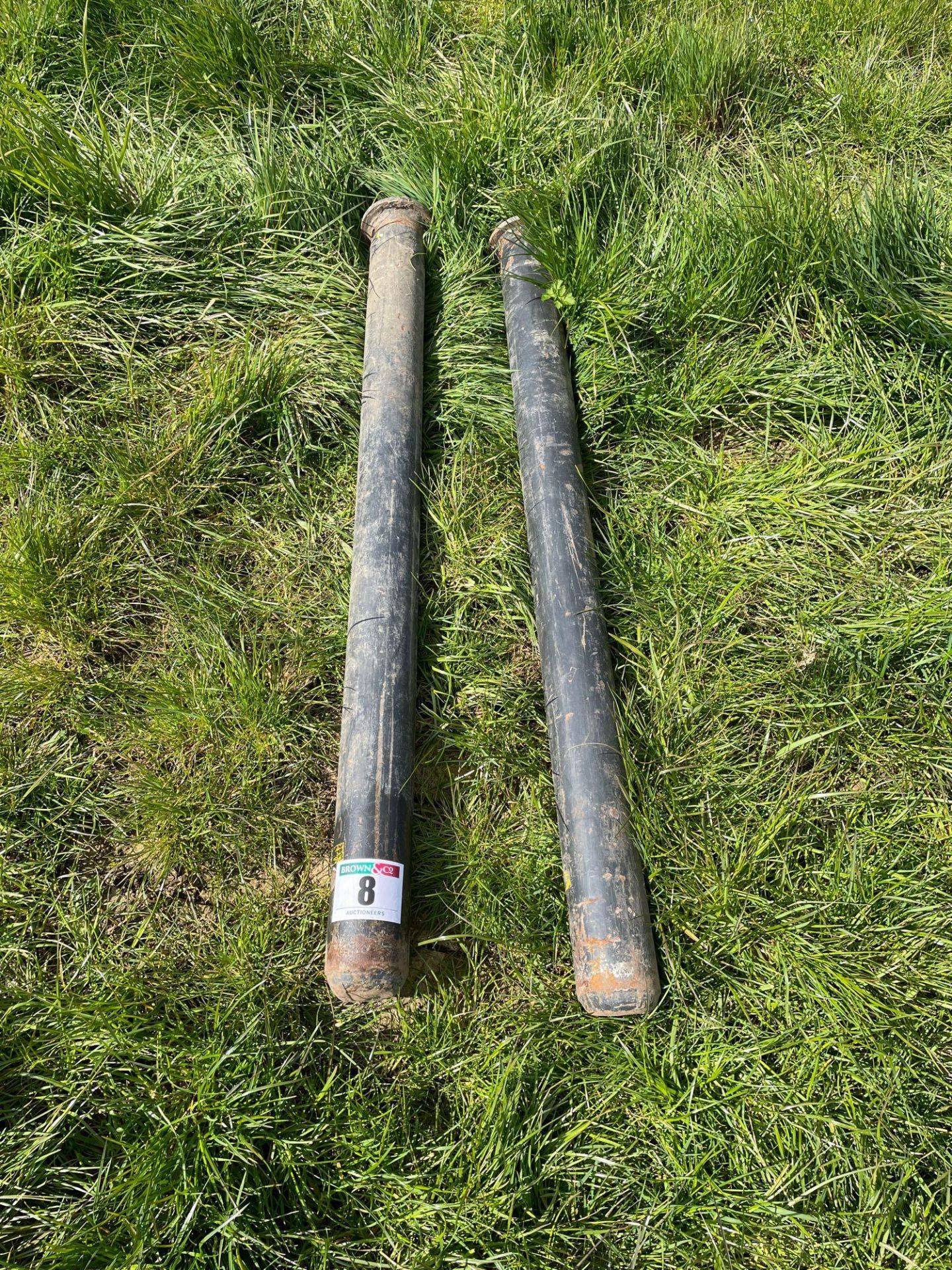 Pair bale squeeze tubes