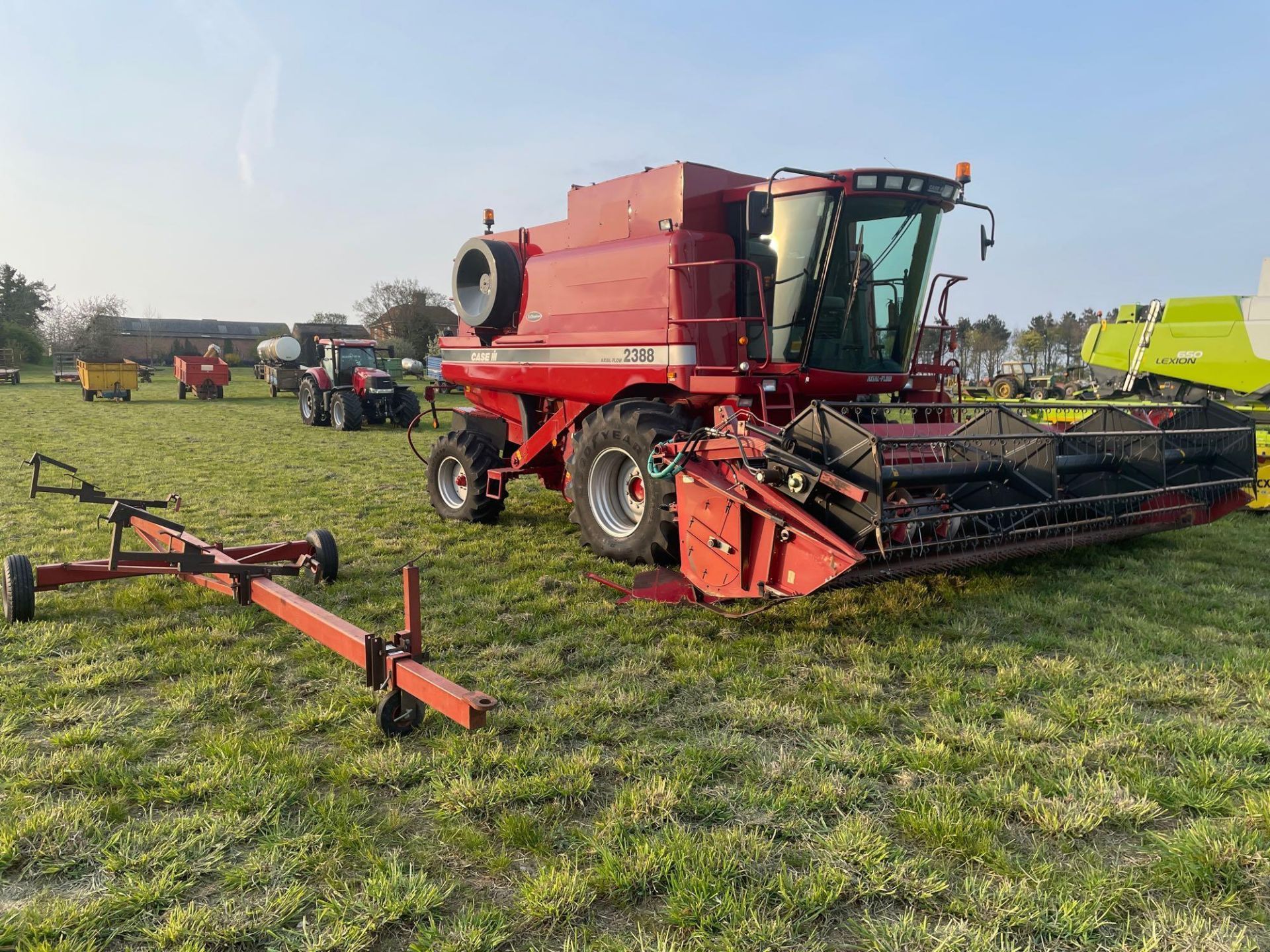 2006 Case Axial Flow 2388 Xclusive combine harvester on 800/65R32 front wheels and tyres with straw - Image 26 of 28