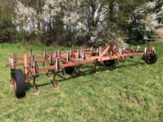 Wil-Rich 6m hydraulic folding cultivator