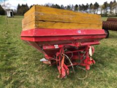 Lely Centreliner 24m twin disc fertiliser spreader with hopper extensions. Serial No: 9910644