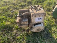 Briggs and Stratton petrol engine, spares or repairs