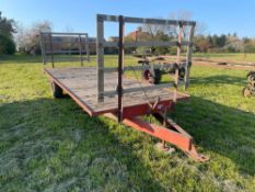 Flat bed 18ft trailer single axle with front and rear raves