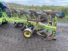 Dowdswell DP8 3+1 furrow plough