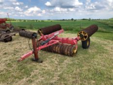 Vaderstad Rollex 620 Cambridge rolls, 6.2m hydraulic folding on 10.0/80-12 wheels and tyres. Serial