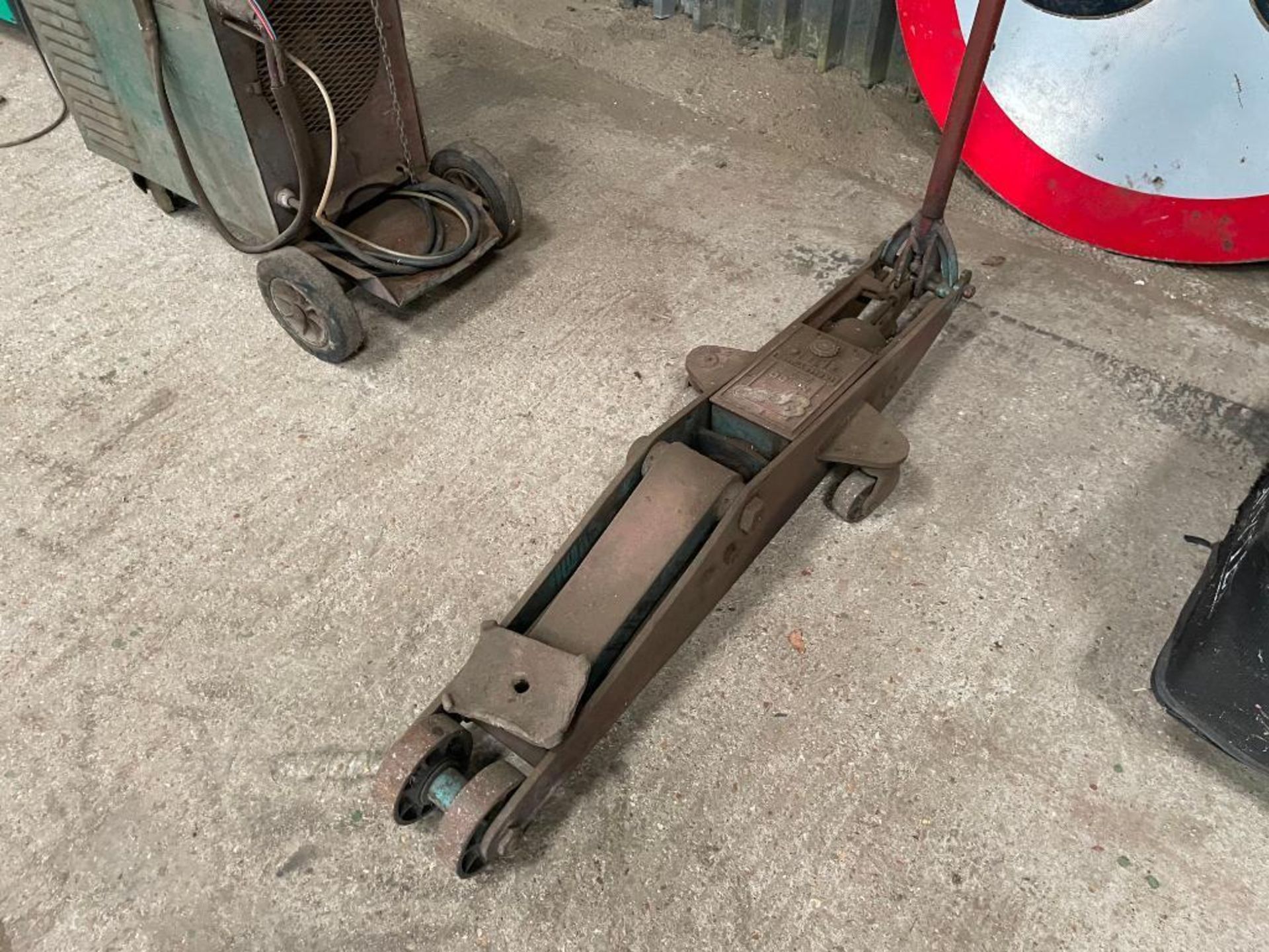 EPCO 10t trolley jack